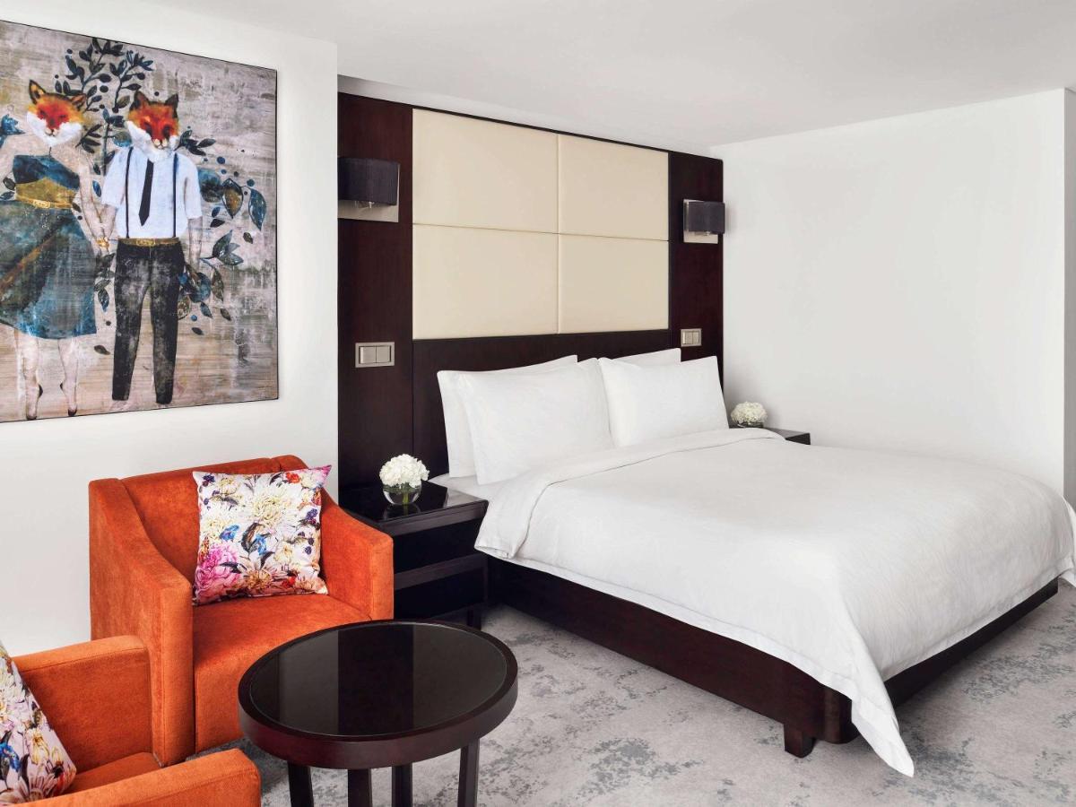 Moevenpick Jumeirah Lakes Towers Отель Дубай