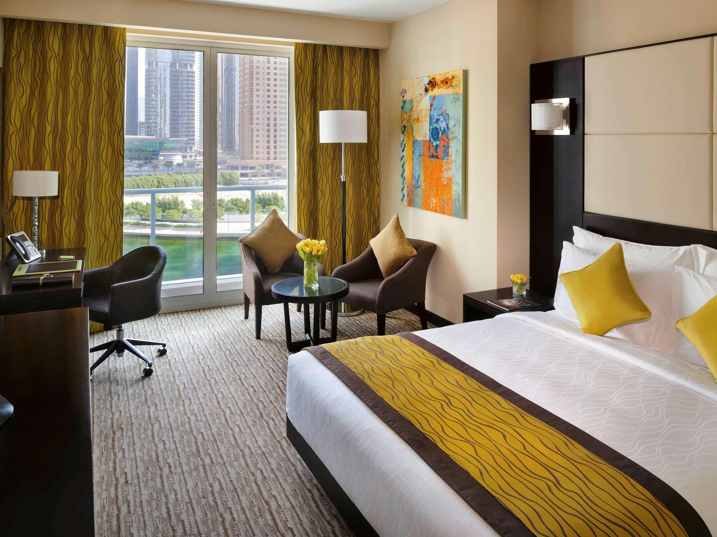 Отель Moevenpick Jumeirah Lakes Towers